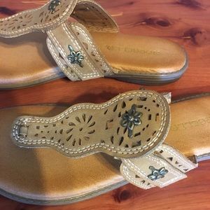 ☀️ Tan Sandals ☀️